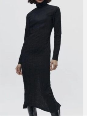 Zara Woman Creased Effect Midi Black Dress Limited Edition - Large